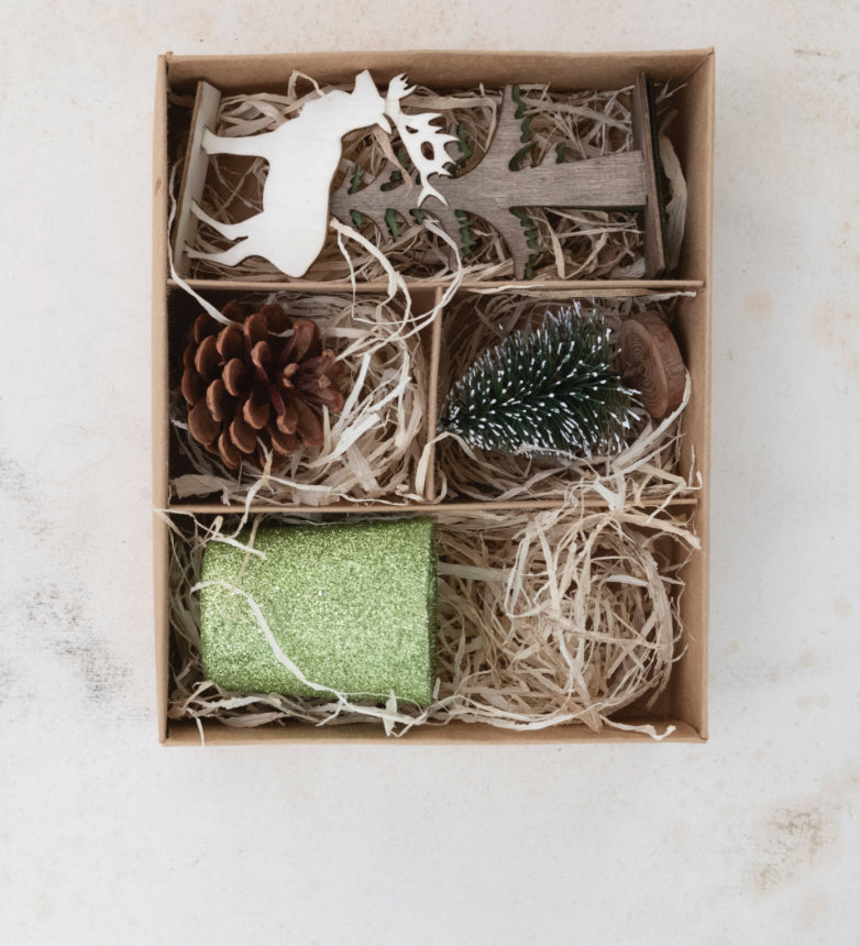 Garden Kit w/Bottle Brush Tree, Tea light, Pinecone & Wood Figures