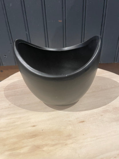 Black Oval Blossom Pot-5