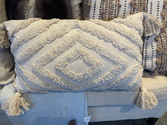 Cream Pillow w/Diamond Pattern