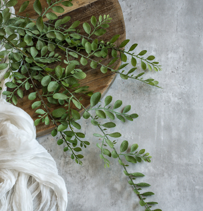 31” Dusty Ruscus Leaf Hanging Vine