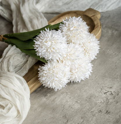 16.5” White Mum Bundle