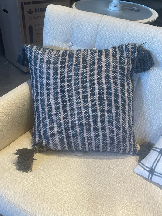 18” WovenCotton Pillow w/Stripes & Tassels