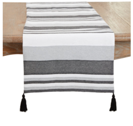 Pleated Perfection Table Runner