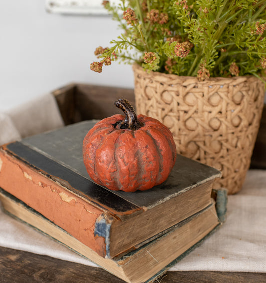 2.75” Orange Short Pumpkin