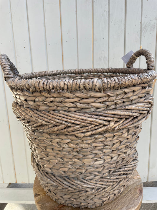 round Water Hyacinth Basket w/ Side Handles-med