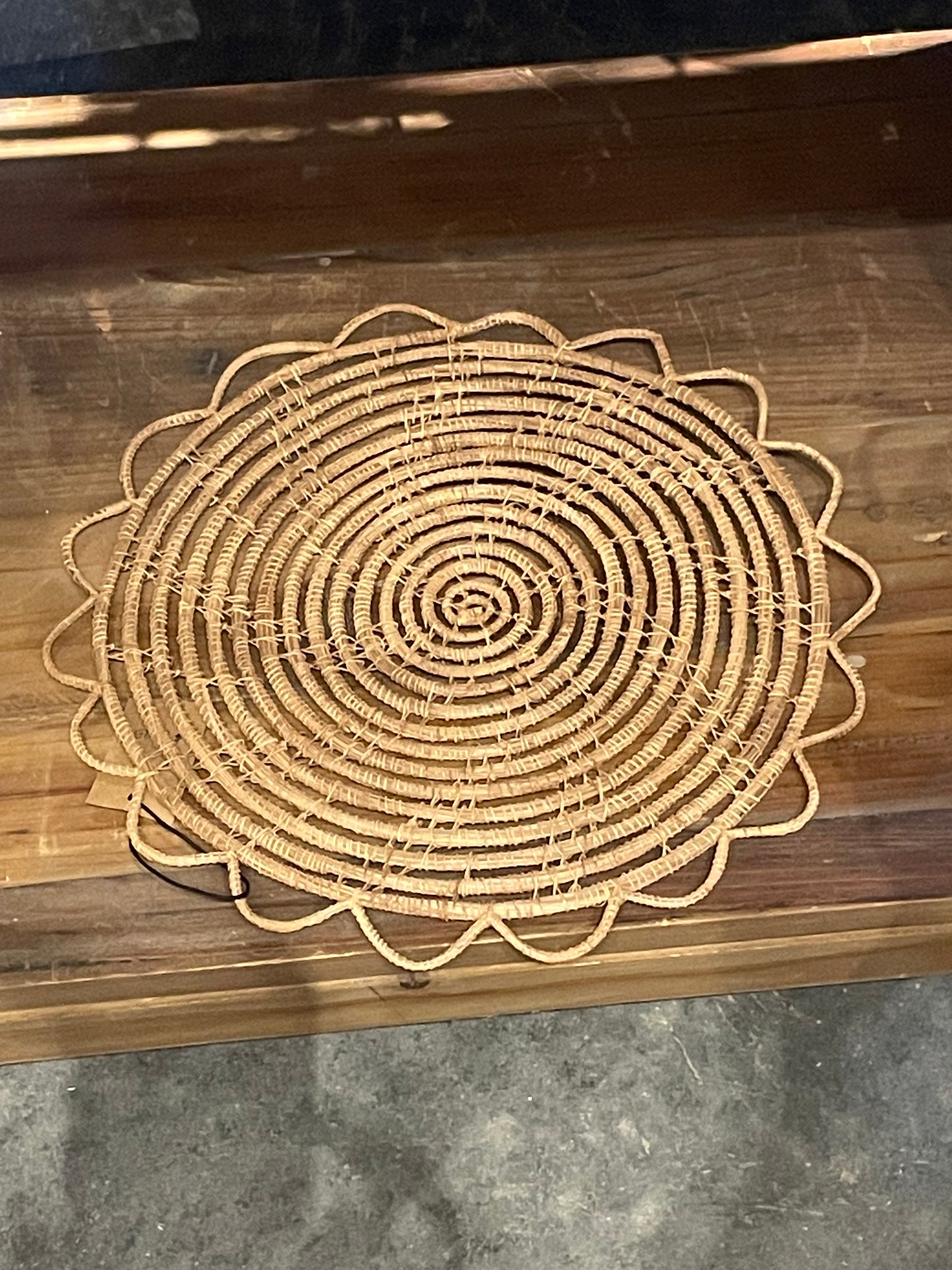 13” Round Natural Woven Placemat