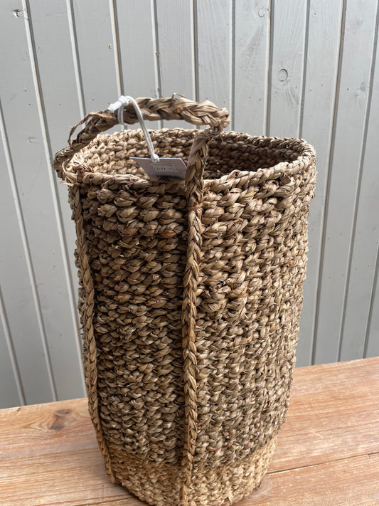 Hand Woven Seagrass & Corn Husk Basket w/ Handle-lg