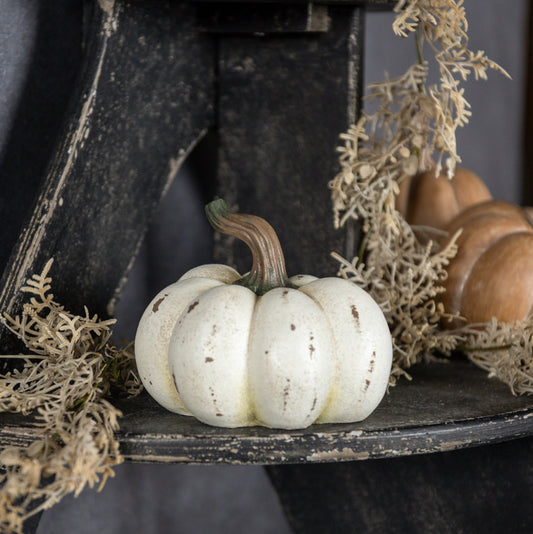 4.75” Cream Resin Pumpkin