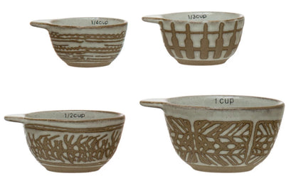 Measuring Cups w/Wax Relief Pattern