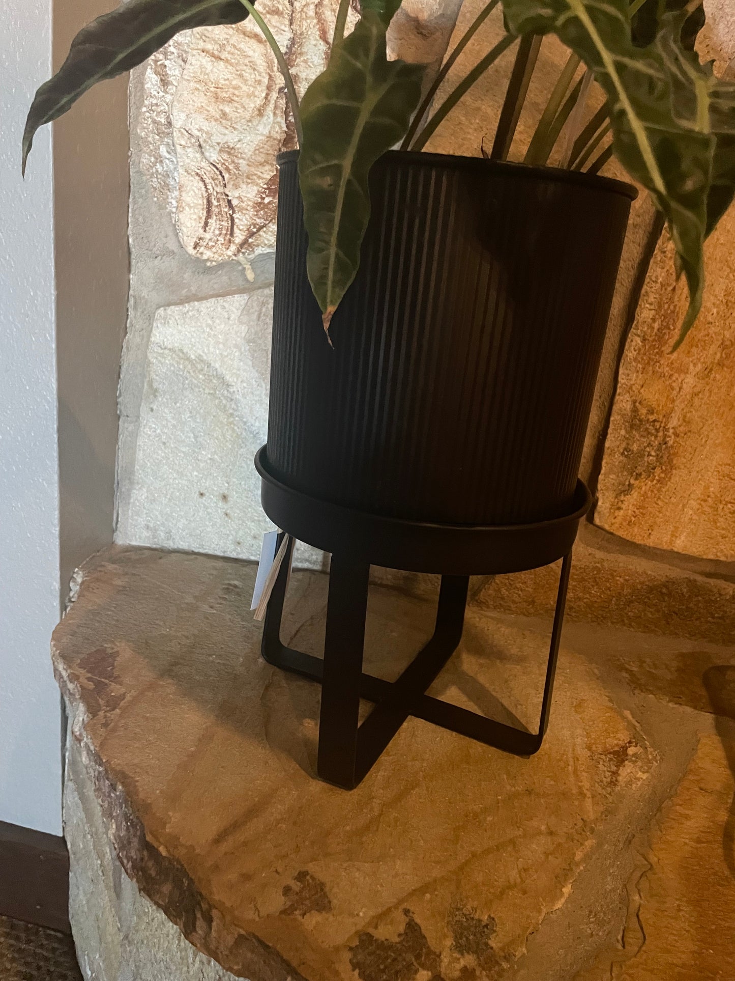 Black Metal Planter on Stand-SM