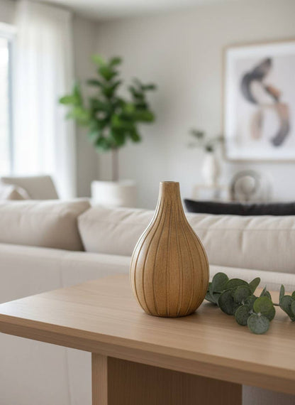 Small Teardrop Wood Vase 5x3in