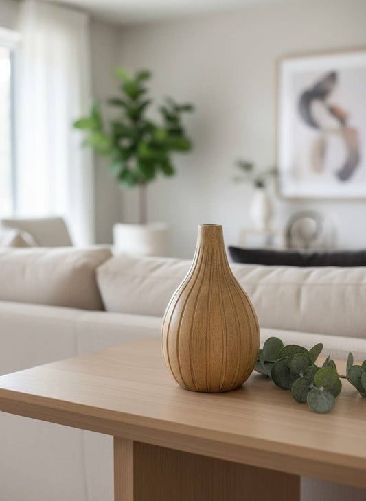 Small Teardrop Wood Vase 5x3in