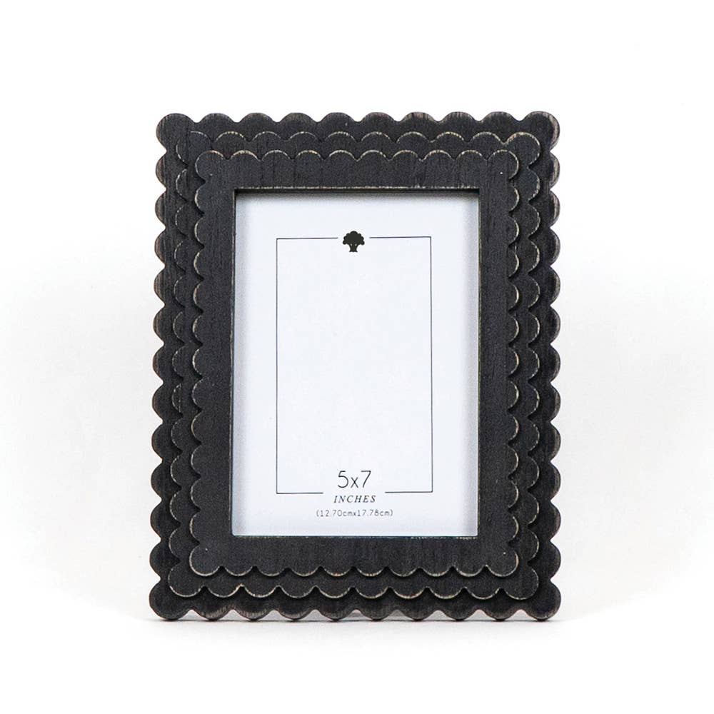 Wood Scallop photo frame for 5x7 pic, black  - 17026