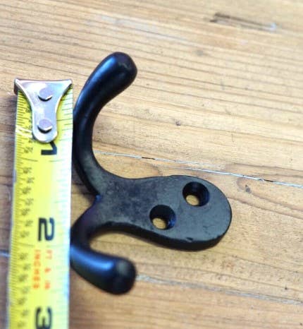 ENTRYWAY BLACK DOUBLE HOOK
