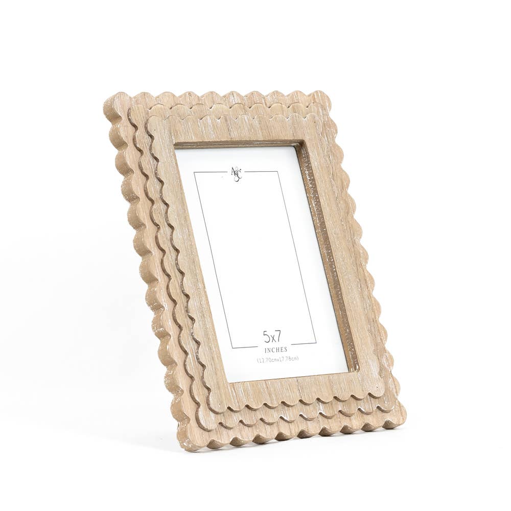 Wood photo frame SCALLOP for 5x7 pic, natural - 17028